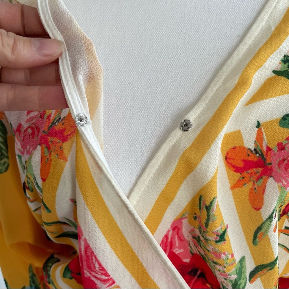 Flying Tomato Small Floral V-Neck Yellow Top Boho Tropical Faux Wrap Kimono - Picture 5 of 10